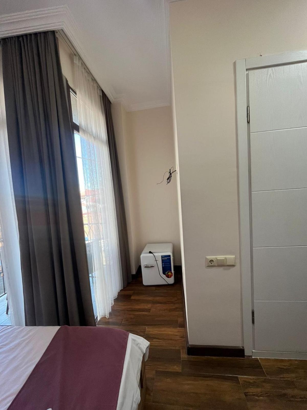 Mahali Hotel Batumi Luaran gambar
