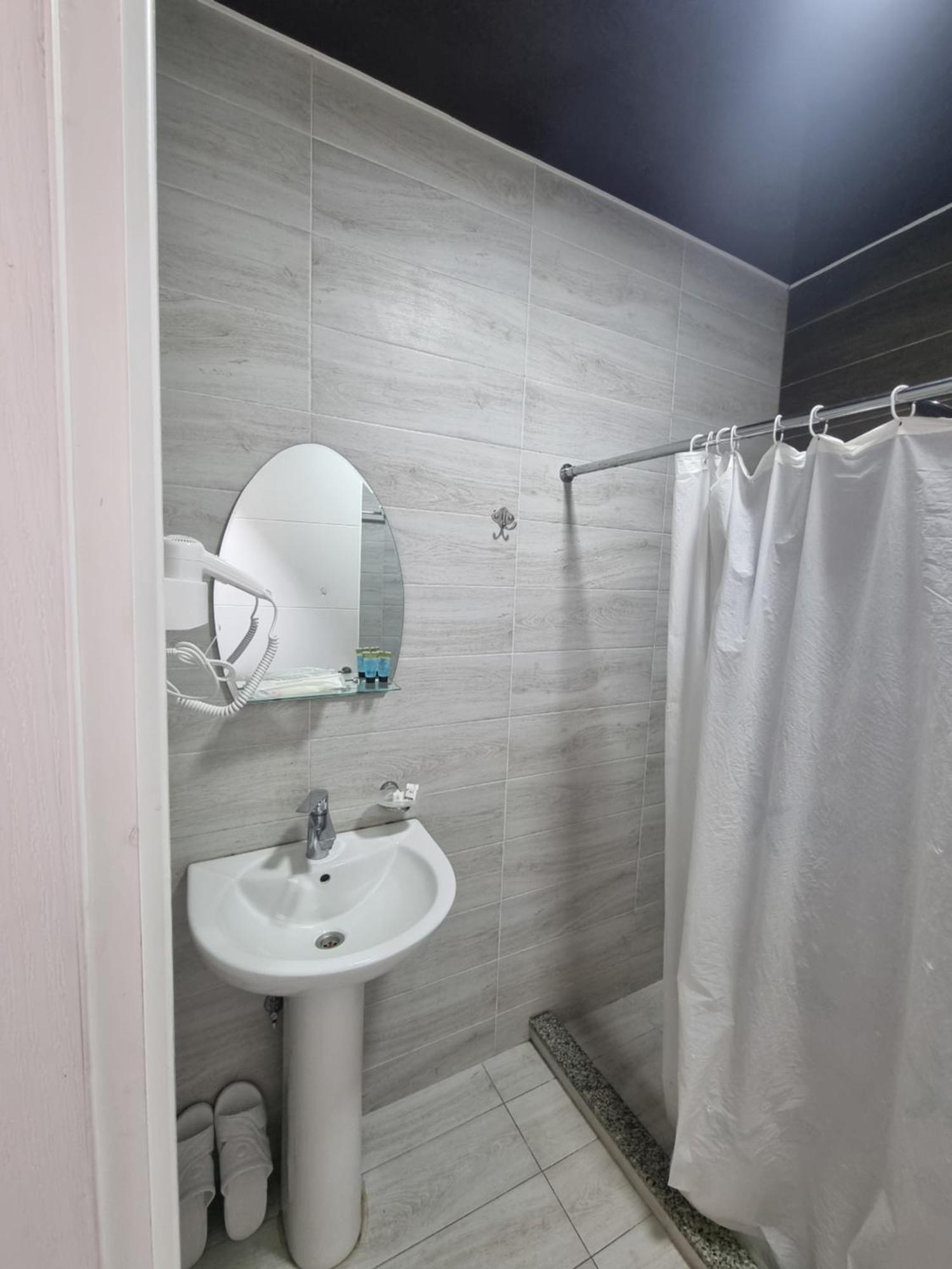 Mahali Hotel Batumi Luaran gambar