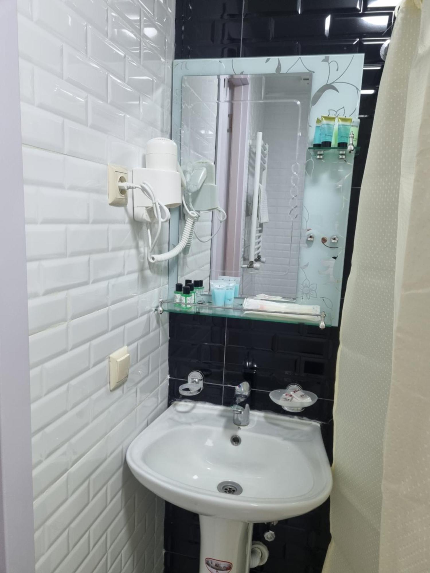 Mahali Hotel Batumi Luaran gambar