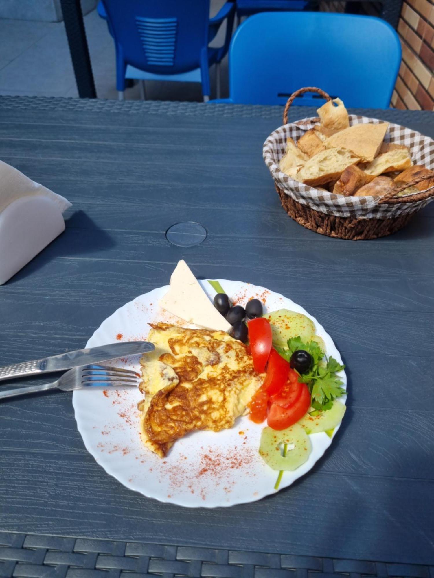 Mahali Hotel Batumi Luaran gambar