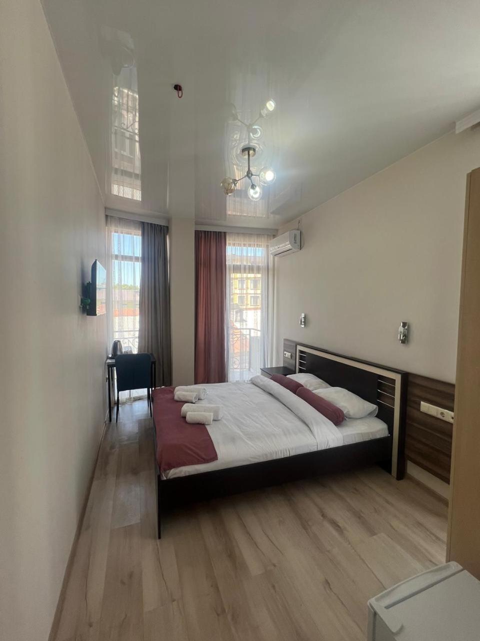 Mahali Hotel Batumi Luaran gambar